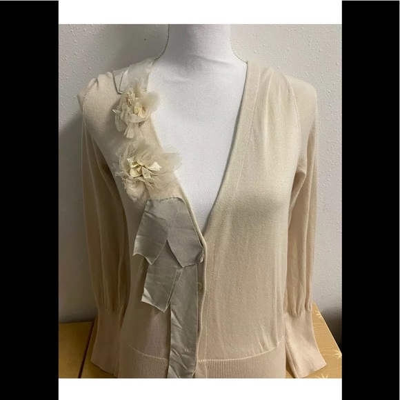 Ann Taylor Loft Cardigan Size Small - Picture 2 of 6